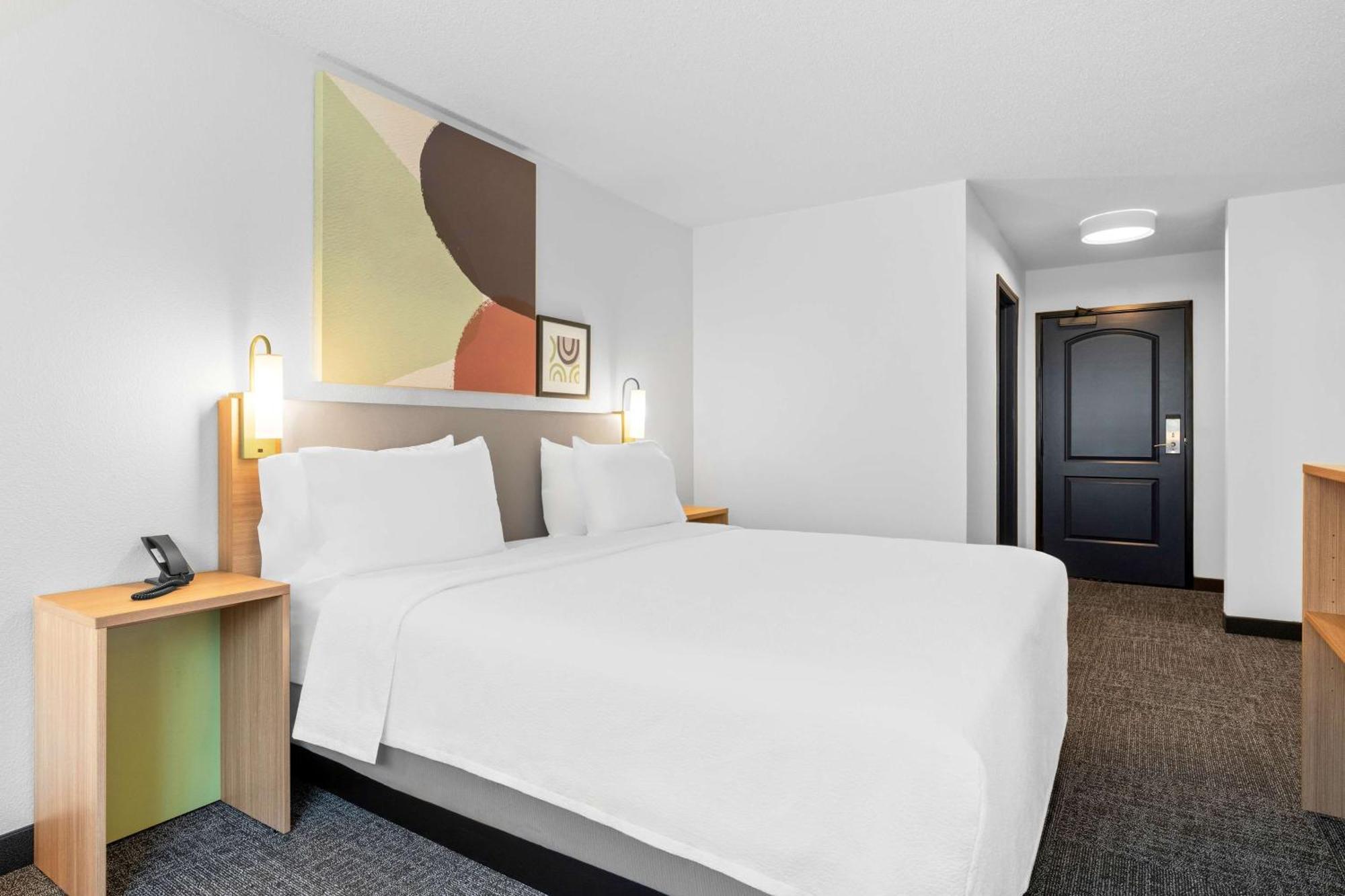 Spark By Hilton Modesto Buitenkant foto